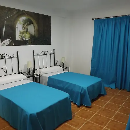 Entresierras Bed & Breakfast Beires