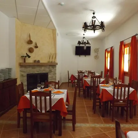 Entresierras Bed & Breakfast Beires